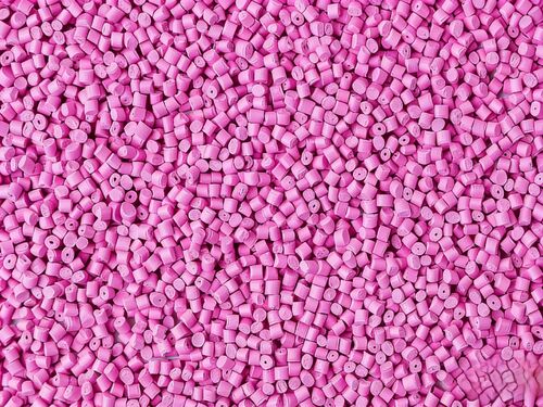 Latest company news about Essential Drying Treatment for PC Plastic Granules